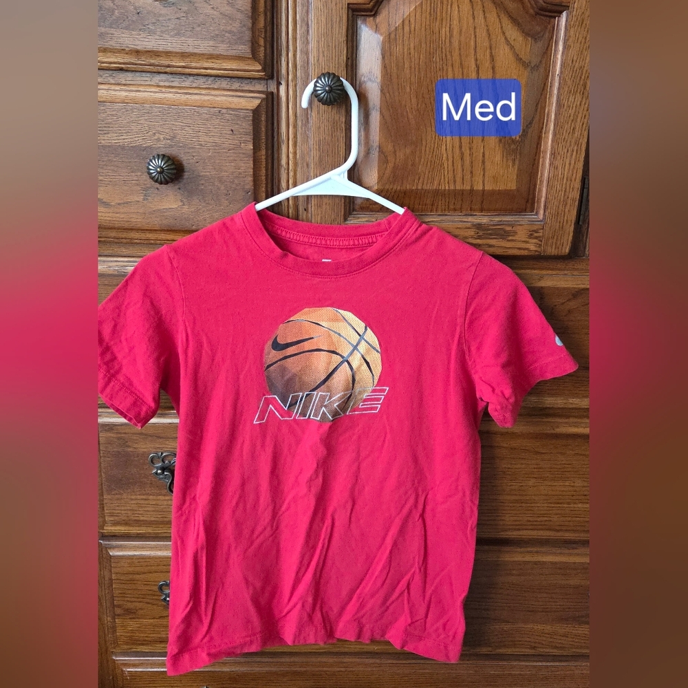 Nike Kids Red Graphic Tee with Basketball Design
